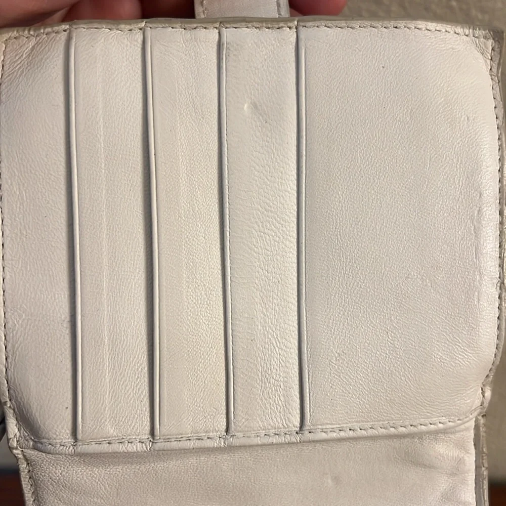 Bottega Veneta Authentic White bifold wallet